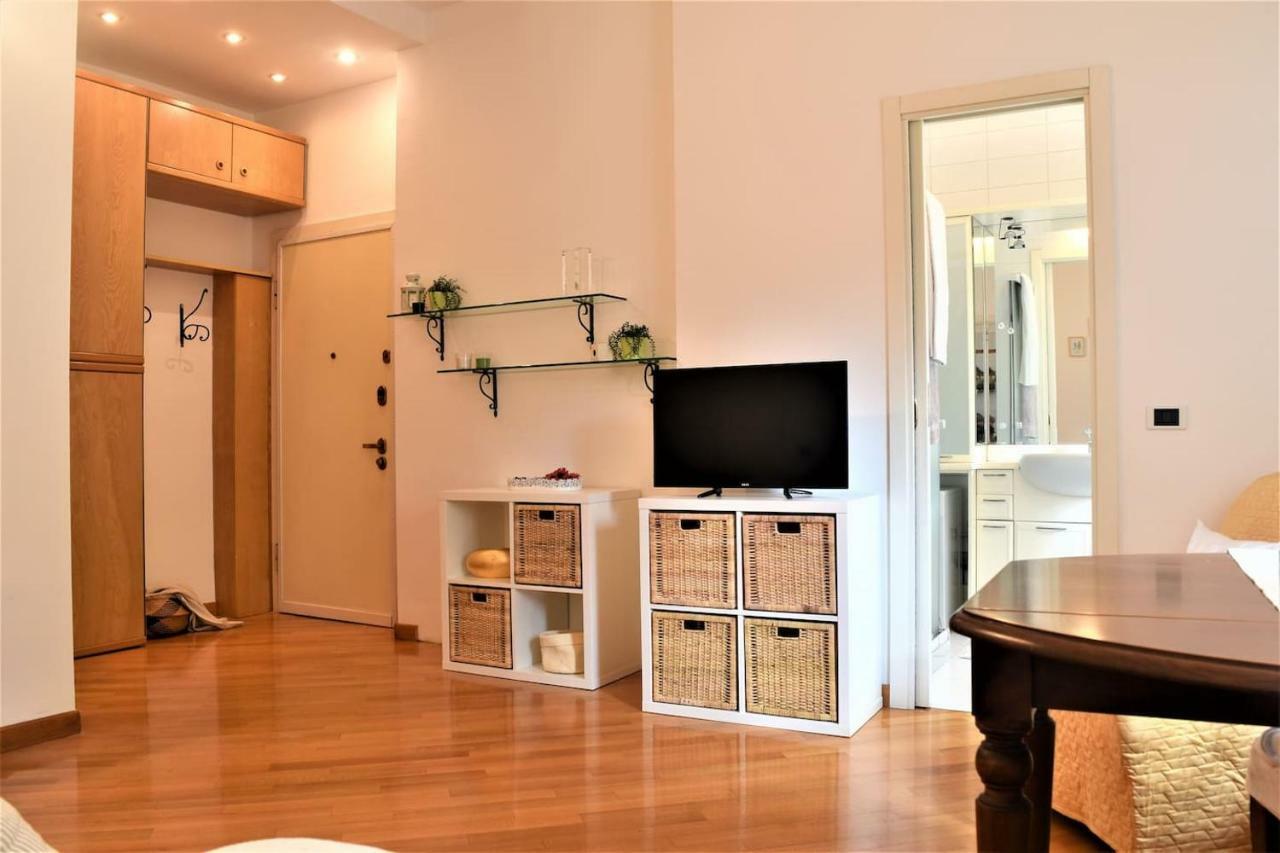 Martesana Studio Flat close to Yellow Metro Milano Esterno foto